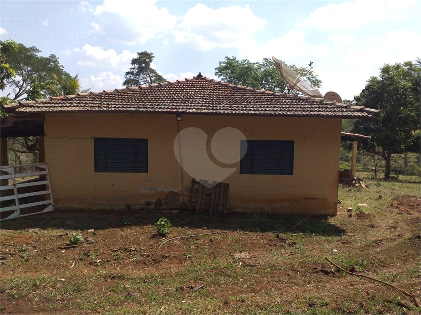 Sítio à venda com 2 quartos no Centro, Descalvado, SP