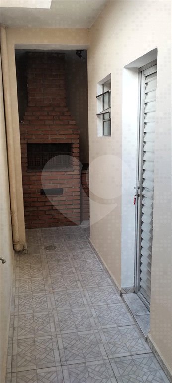 Sobrado à venda com 4 quartos, sendo 1 suíte, em Vila Nivi, São Paulo, SP
