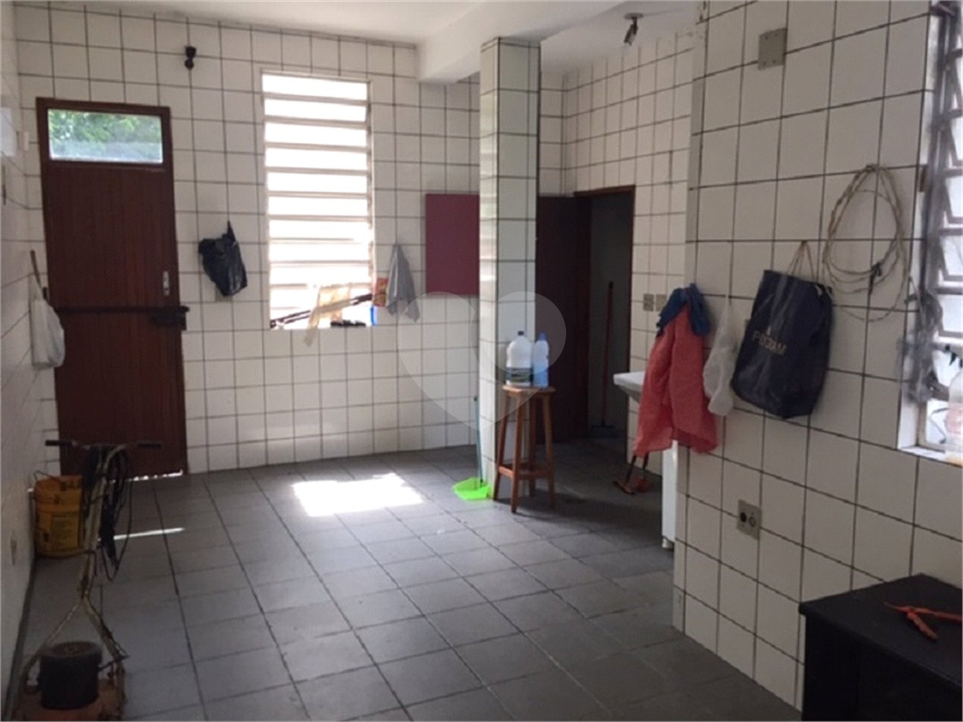 Sobrado à venda com 5 quartos, sendo 2 suítes,  em Tremembé, São Paulo, SP