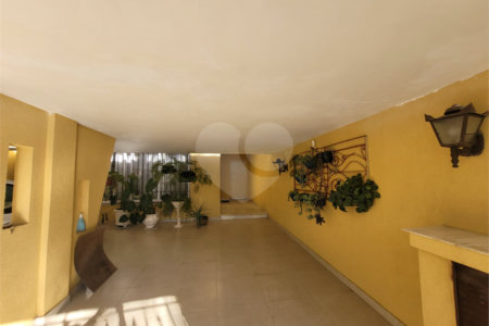 Sobrado à venda com 3 quartos, sendo 1 suíte, em Vila Hamburguesa, São Paulo, SP