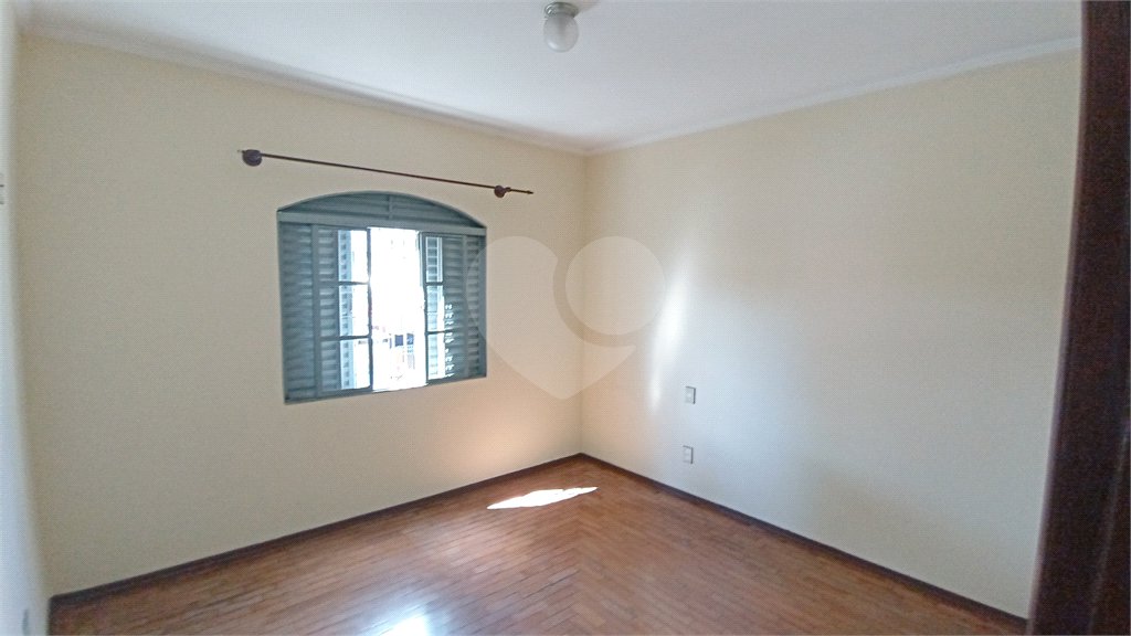 Casa à venda com 3 quartos em Vila Santana, Valinhos, SP