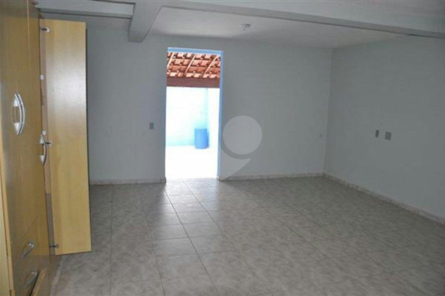 Sobrado à venda com 3 suítes em Jardim Vila Galvão, Guarulhos, SP