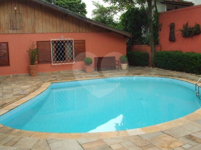 Casa Térrea à venda com 3 suítes em Jardim Petrópolis, São Paulo, SP