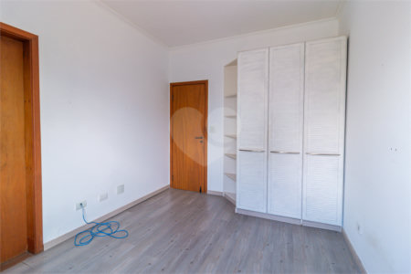 Apartamento à venda com 4 quartos, sendo 3 suítes,  em Chácara Santo Antônio, São Paulo, SP