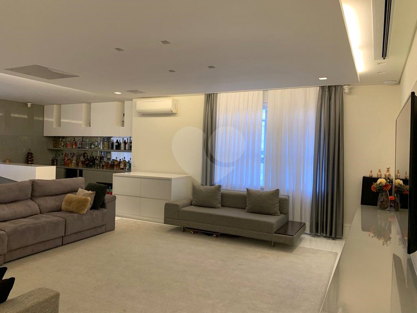 Apartamento à venda com 3 suítes em Vila Buarque, São Paulo, SP