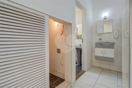 Sobrado à venda com 4 quartos, sendo 2 suítes,  em Brooklin, São Paulo, SP