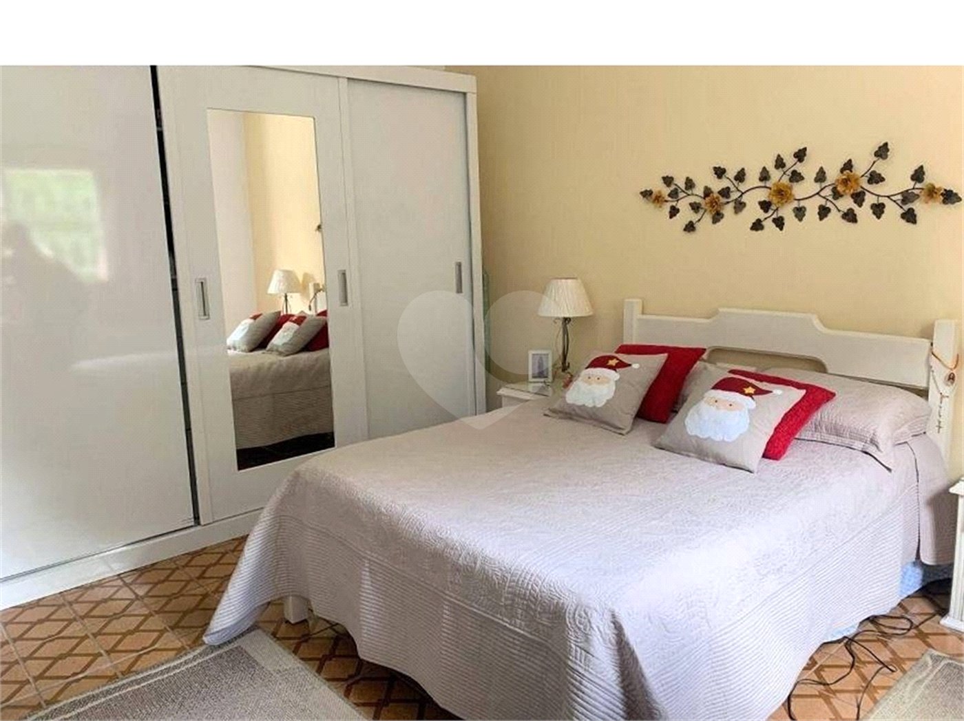 Casa à venda com 3 quartos no condomínio Recanto Florido, Vinhedo - SP