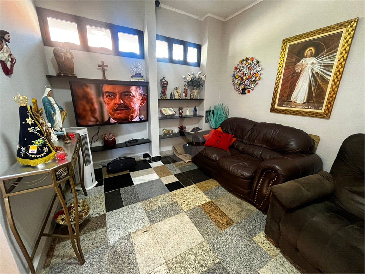 Casa à venda ou para alugar com 2 quartos, sendo 1 suíte,  em Vila Novo Horizonte, Itapetininga, SP