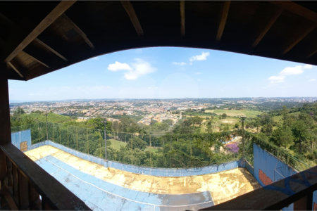 Casa à venda com 14 quartos, sendo 10 suítes, no condomínio Rua do Observatorio 2270, Vinhedo - SP