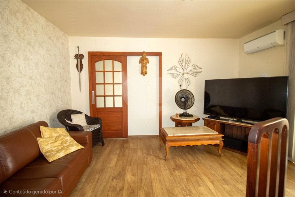 Apartamento à venda com 3 quartos, sendo 1 suíte, em Tijuca, Rio de Janeiro, RJ