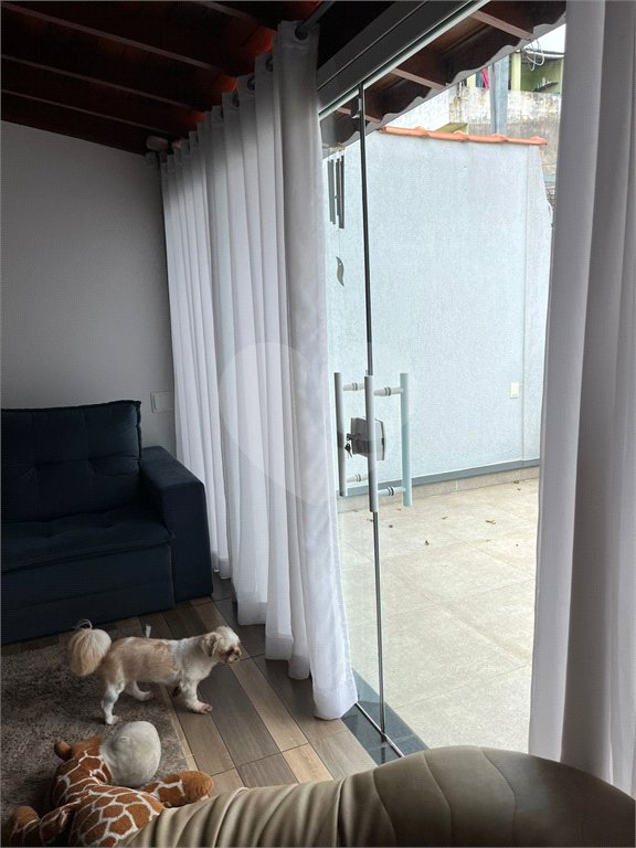 Sobrado à venda com 3 quartos, sendo 1 suíte, em Jardim Fernandes, São Paulo, SP