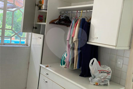 Casa à venda com 6 quartos, sendo 3 suítes,  em Marambaia, Vinhedo, SP