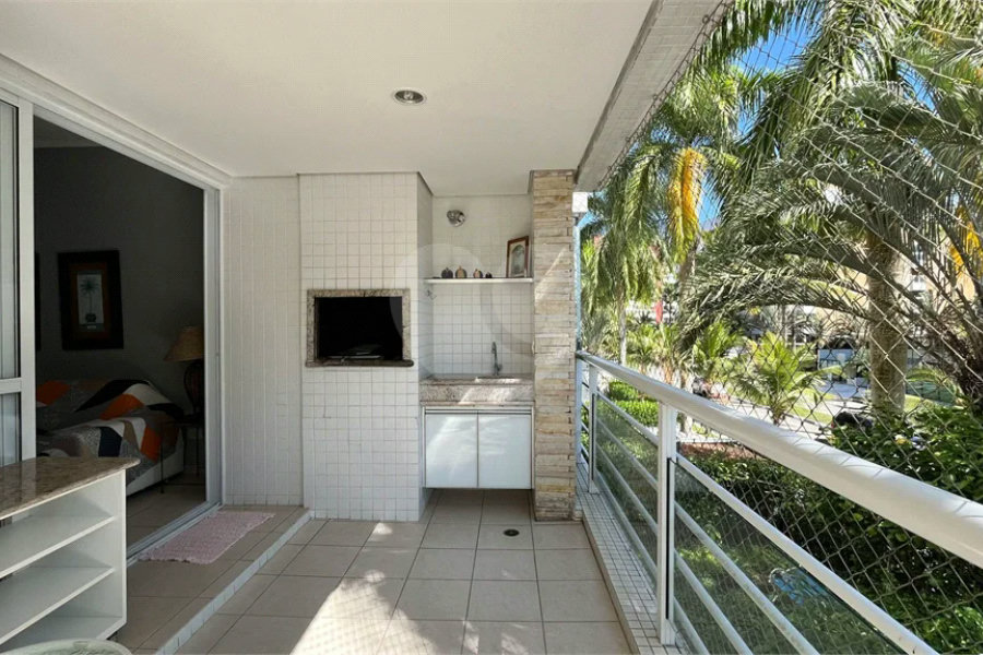 Apartamento à venda com 3 quartos, sendo 1 suíte, em Riviera de São Lourenço, Bertioga, SP