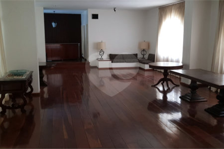 Apartamento à venda com 2 quartos em Cerqueira César, São Paulo, SP