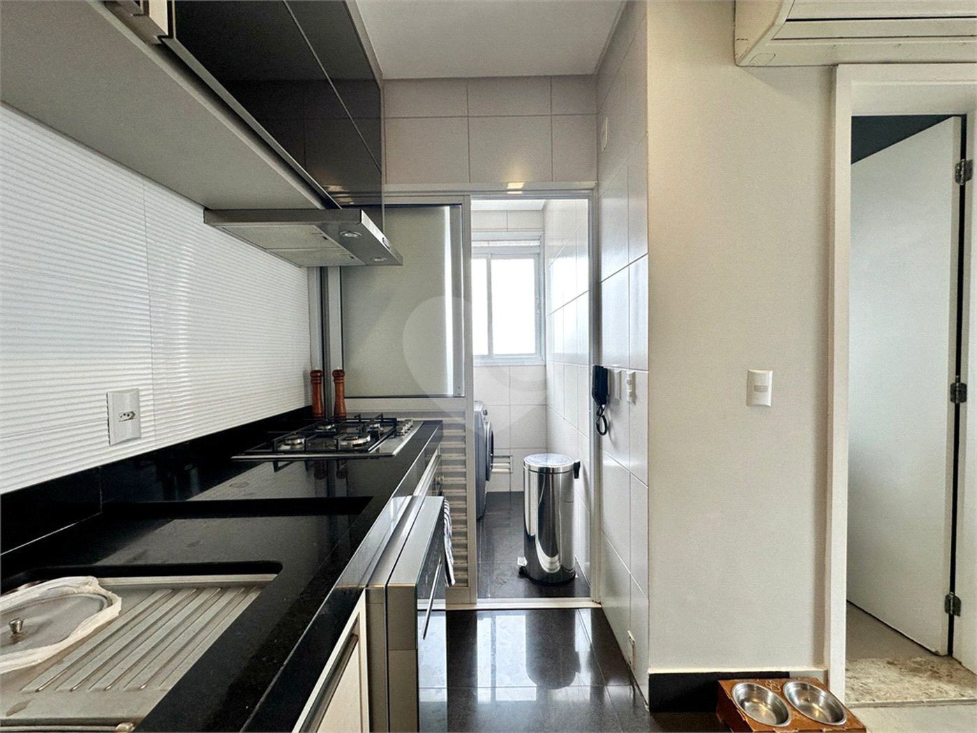 Apartamento à venda com 2 quartos, sendo 1 suíte, em Santana, São Paulo, SP