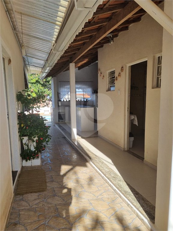 Casa Térrea à venda com 3 quartos no Centro, Serra Negra, SP