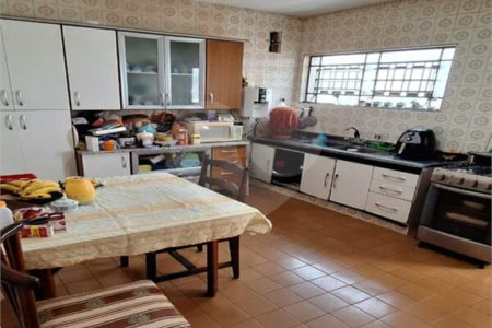 Sobrado à venda com 2 suítes em Vila Mazzei, São Paulo, SP