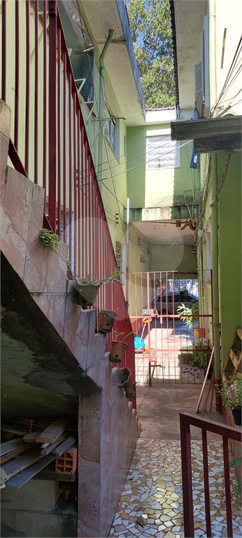 Sobrado à venda com 4 quartos em Vila Mira, São Paulo, SP
