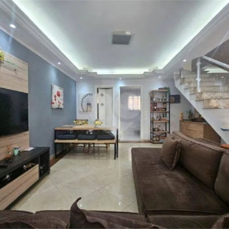 Casa à venda com 3 quartos, sendo 1 suíte,  no condomínio Residencial Villagio Vitória, Guarulhos - SP