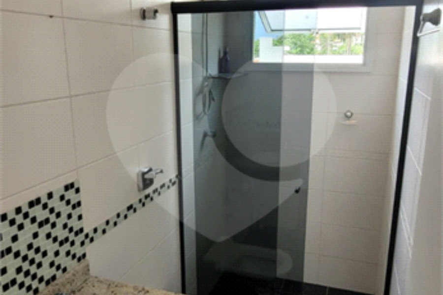 Sobrado à venda com 5 quartos, sendo 1 suíte, em Santana, São Paulo, SP