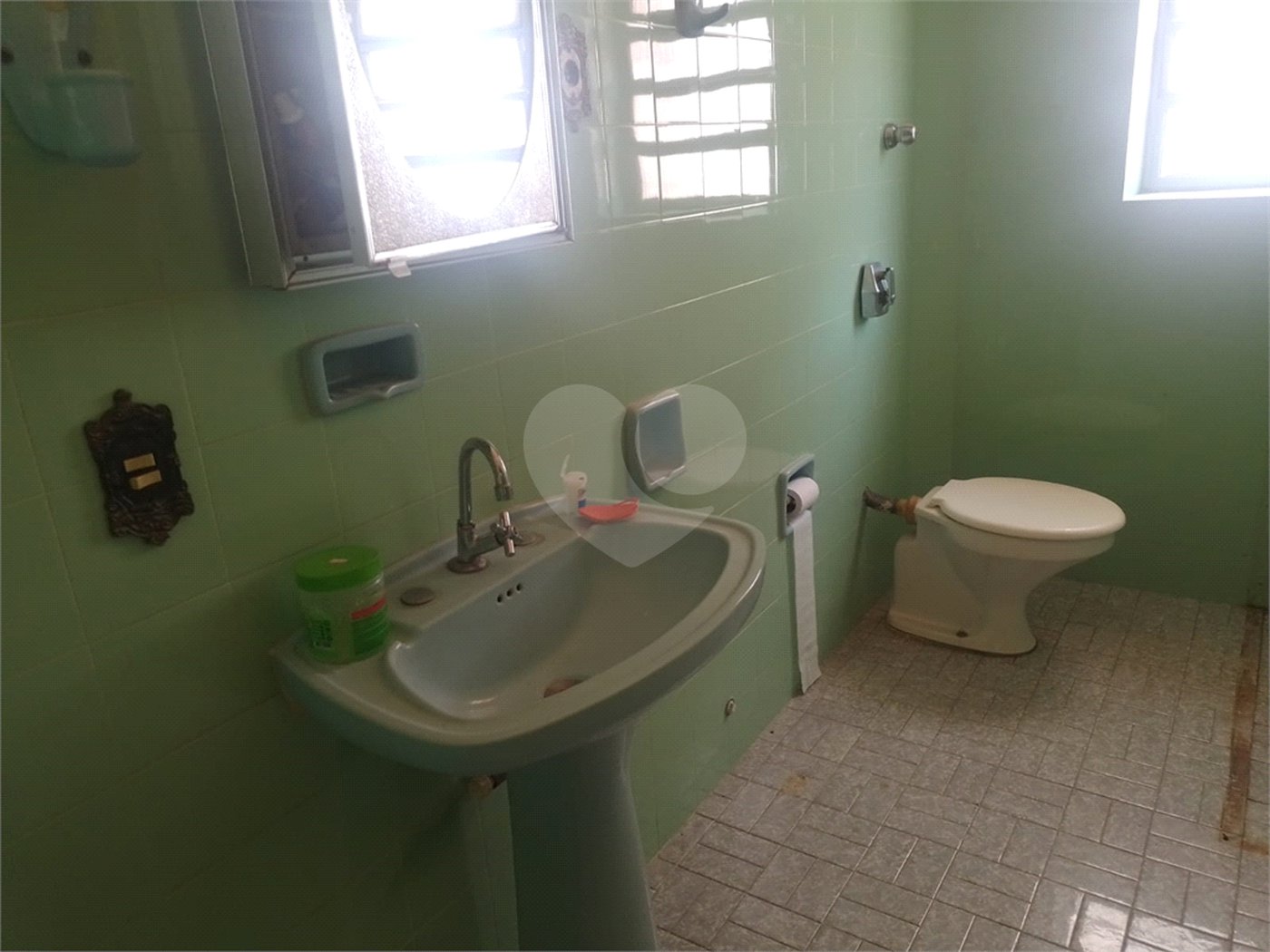 Sobrado à venda com 5 quartos em Parada Inglesa, São Paulo, SP