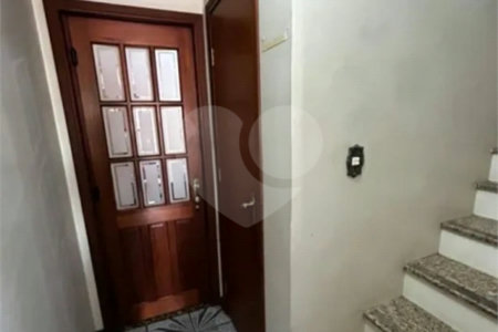Sobrado à venda com 3 quartos, sendo 1 suíte, em Jardim Ester, São Paulo, SP