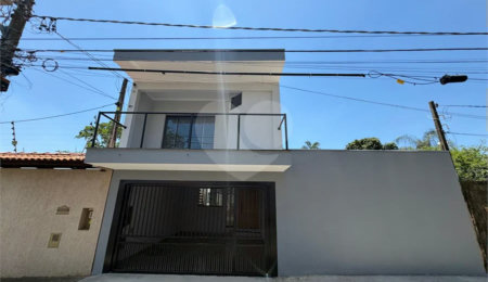Casa à venda com 3 quartos, sendo 1 suíte,  em Jardim Munique, São Carlos, SP