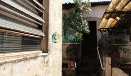 Casa à venda com 2 quartos em Jardim São João Batista, São Carlos, SP