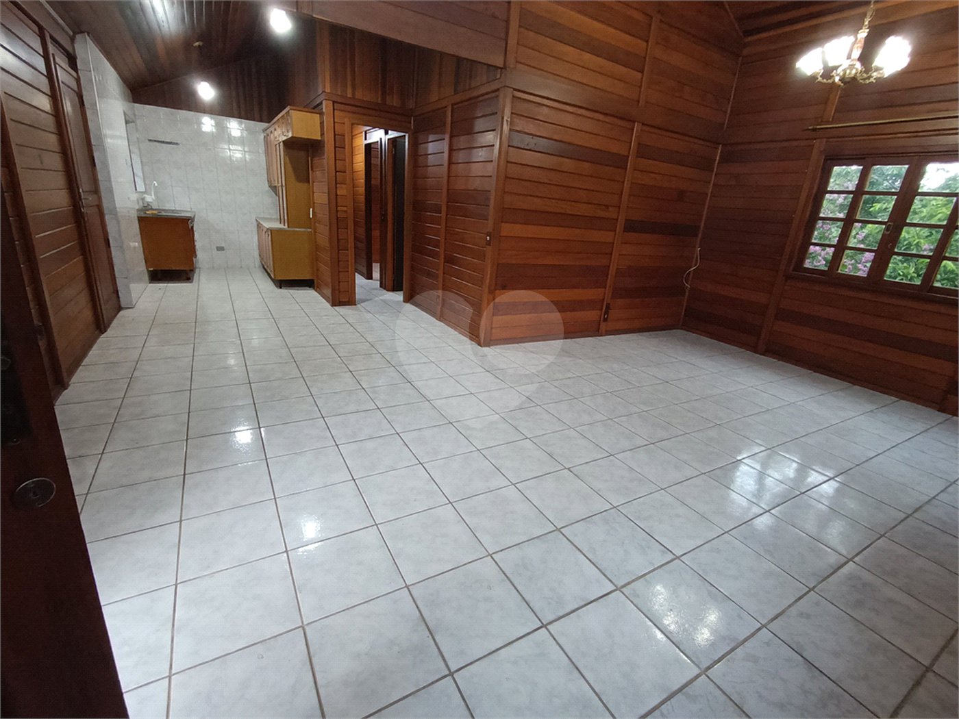 Casa à venda com 3 quartos, sendo 1 suíte,  em Jardim Villaça, São Roque, SP
