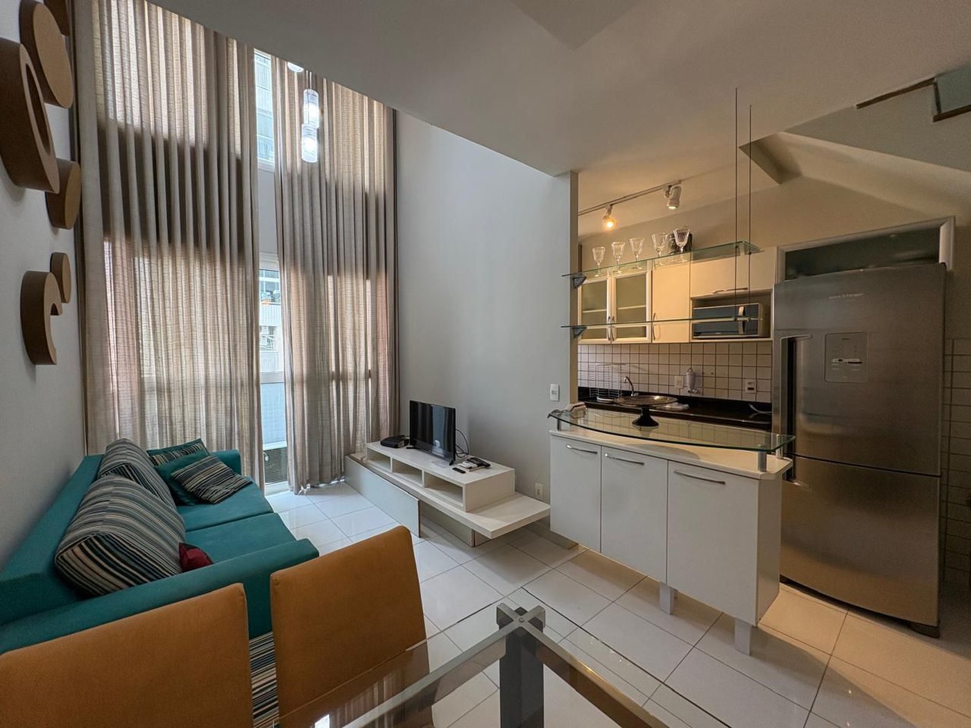 Apartamento com 2 dormitórios à venda, 78 m² por R$ 640.000,00 - Gonzaga - Santos/SP