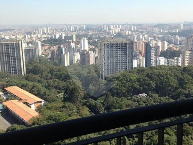 Cobertura à venda com 3 suítes em Morumbi, São Paulo, SP