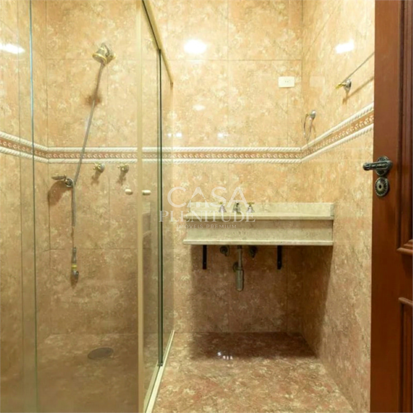 Casa à venda ou para alugar com 3 suítes em Jardim Bandeirantes, Sorocaba, SP