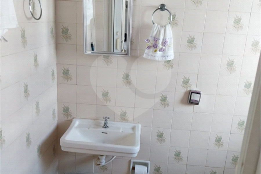 Sobrado à venda com 3 quartos, sendo 1 suíte, em Tremembé, São Paulo, SP
