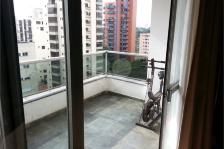 Apartamento à venda com 4 quartos, sendo 3 suítes,  em Indianópolis, São Paulo, SP