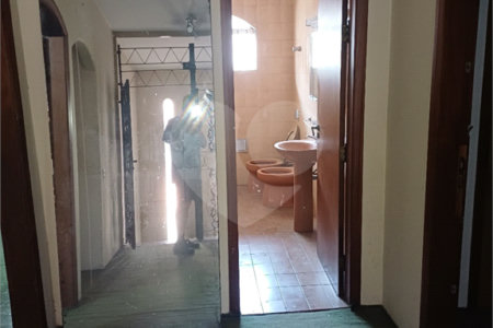 Sobrado à venda ou para alugar com 5 quartos, sendo 1 suíte,  em Vila Ida, São Paulo, SP