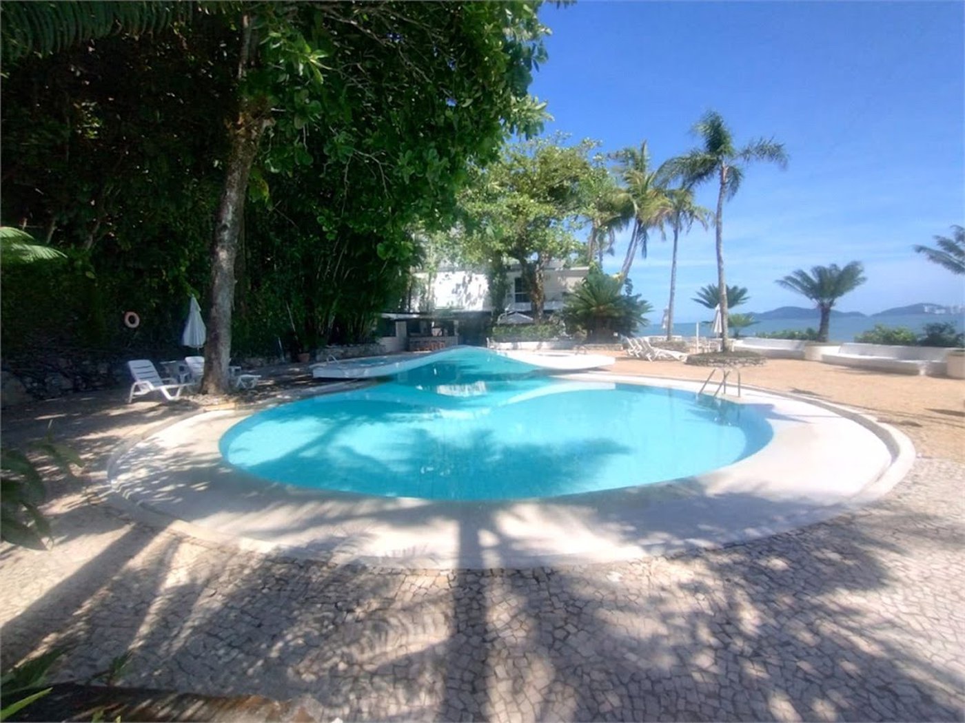 Casa Residencial à venda, Loteamento João Batista Julião, Guarujá - CA0028.