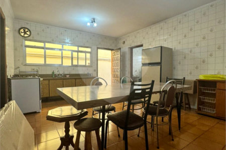 Sobrado à venda com 5 quartos, sendo 1 suíte, em Vila Medeiros, São Paulo, SP