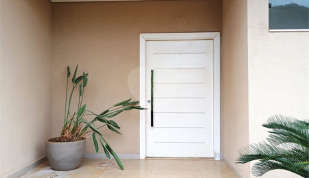 Sobrado à venda com 4 quartos, sendo 1 suíte,  em Reserva San Gabriel, Ribeirão Preto, SP