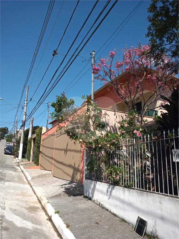 Casa à venda com 3 quartos, sendo 1 suíte, em Jardim Pirajussara, São Paulo, SP