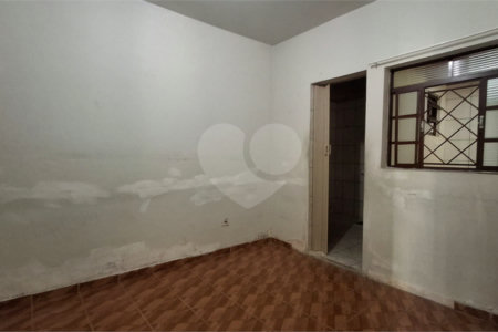 Casa à venda com 2 quartos, sendo 1 suíte,  em Jardim Archila, Votorantim, SP
