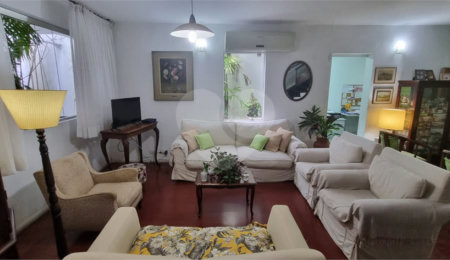 Casa de Vila à venda com 3 quartos, sendo 2 suítes, em Jardim Hípico, São Paulo, SP