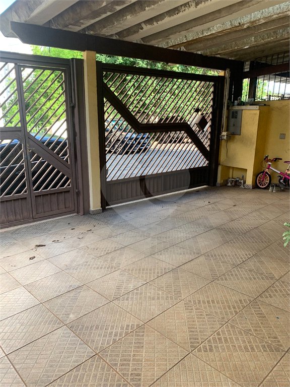 Sobrado à venda com 2 quartos em Santana, São Paulo, SP