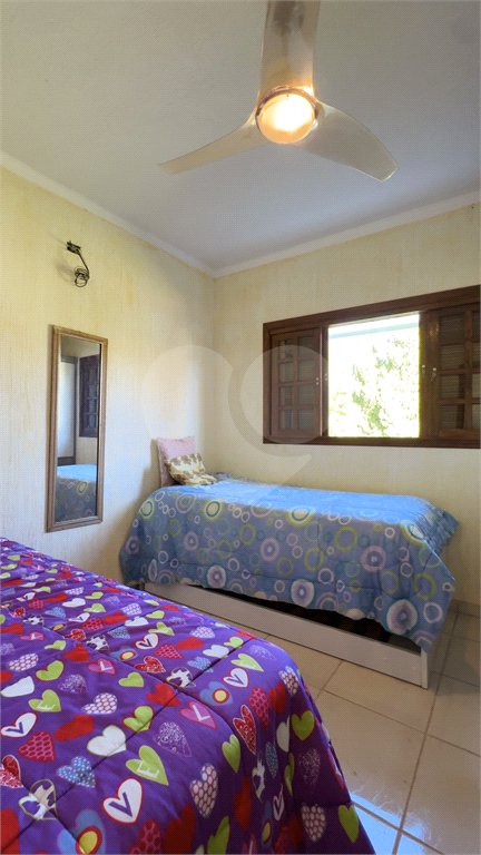 Chácara à venda com 4 quartos, sendo 1 suíte,  em Campos de Atibaia, Atibaia, SP
