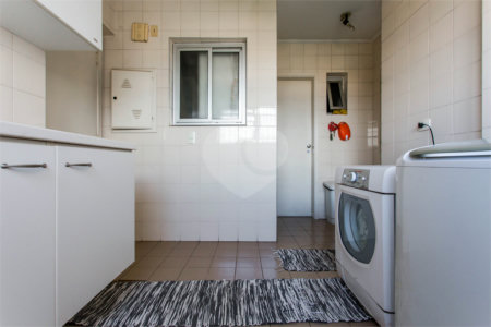 Apartamento à venda com 4 quartos, sendo 3 suítes, em Jardim Londrina, São Paulo, SP