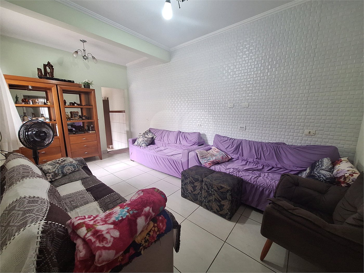 Casa à venda com 4 quartos, sendo 1 suíte,  em João Xxiii, Vinhedo, SP
