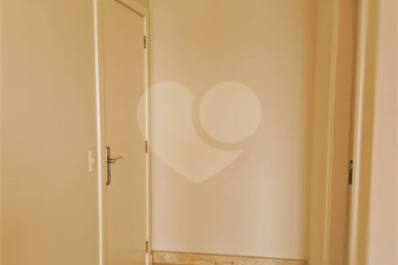 Apartamento à venda com 4 quartos, sendo 2 suítes,  em Vila Sfeir, Indaiatuba, SP