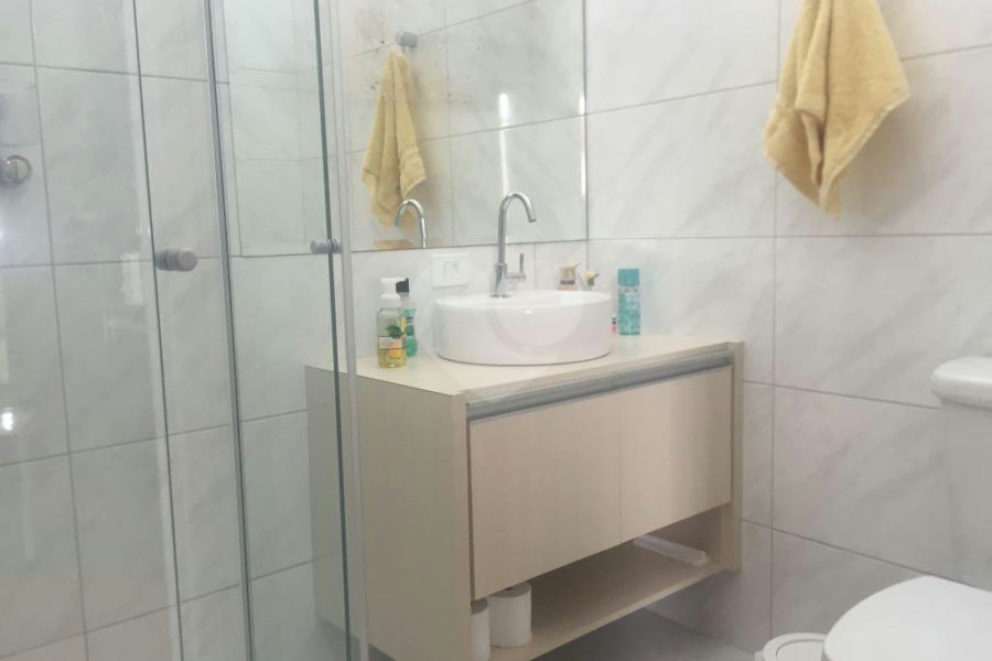 Casa à venda com 3 quartos, sendo 1 suíte, em Santana, São Paulo, SP