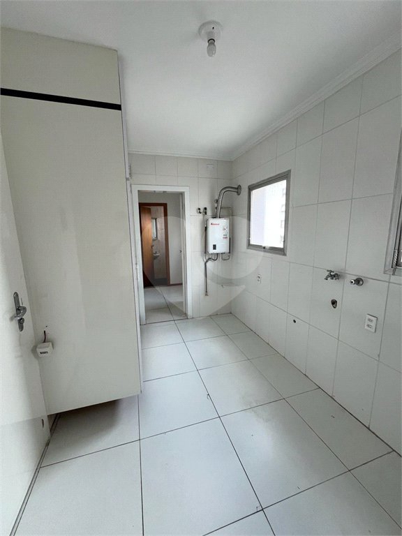 Apartamento à venda com 3 suítes em Aclimação, São Paulo, SP