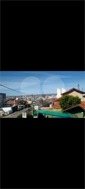 Casa de Vila à venda com 3 quartos, sendo 2 suítes, em Vila Carvalho, Sorocaba, SP