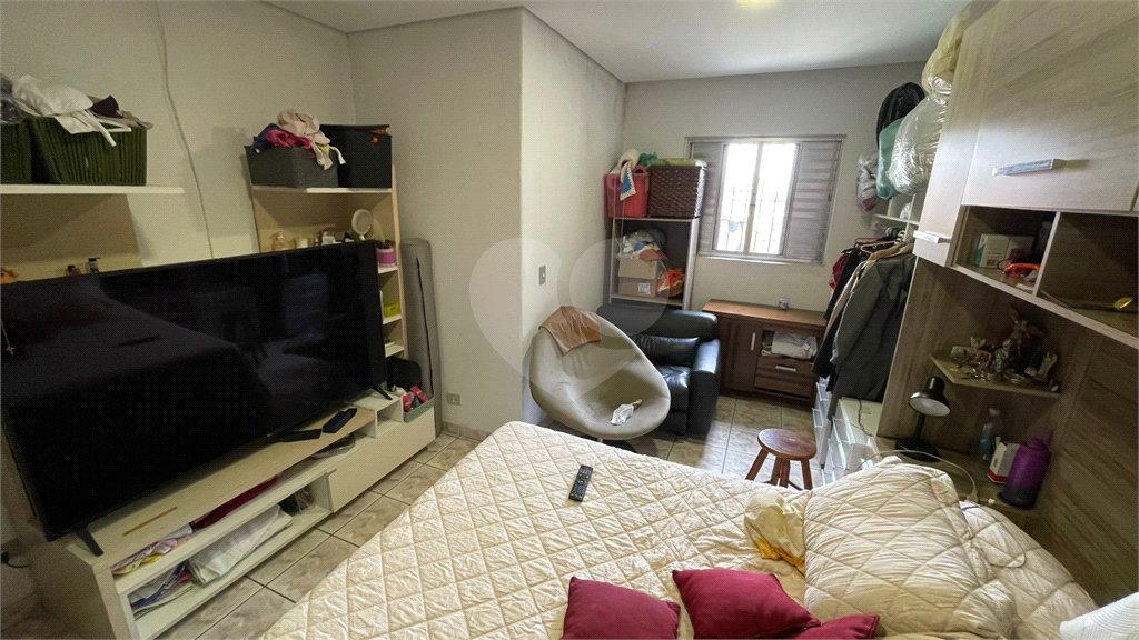 Sobrado à venda com 3 quartos em Jardim Laila, Embu das Artes, SP